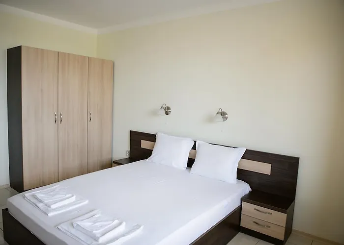 Gardenia Vacation Settlement Apartmanhotel Szozopol