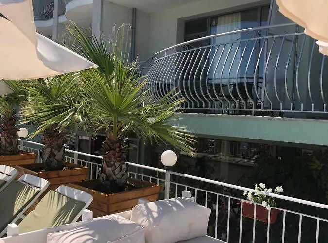 Gardenia Vacation Settlement Apartmanhotel Szozopol