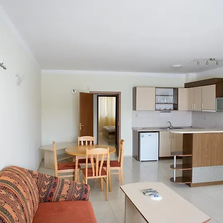 Gardenia Vacation Settlement מלון דירות