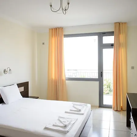 Gardenia Vacation Settlement סוזופול