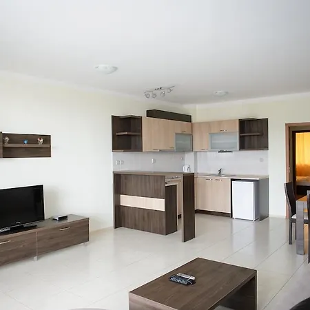 מלון דירות Gardenia Vacation Settlement סוזופול